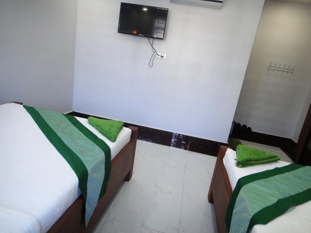 Marany Guesthouse Kampot Esterno foto
