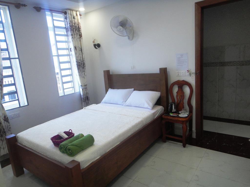 Marany Guesthouse Kampot Esterno foto